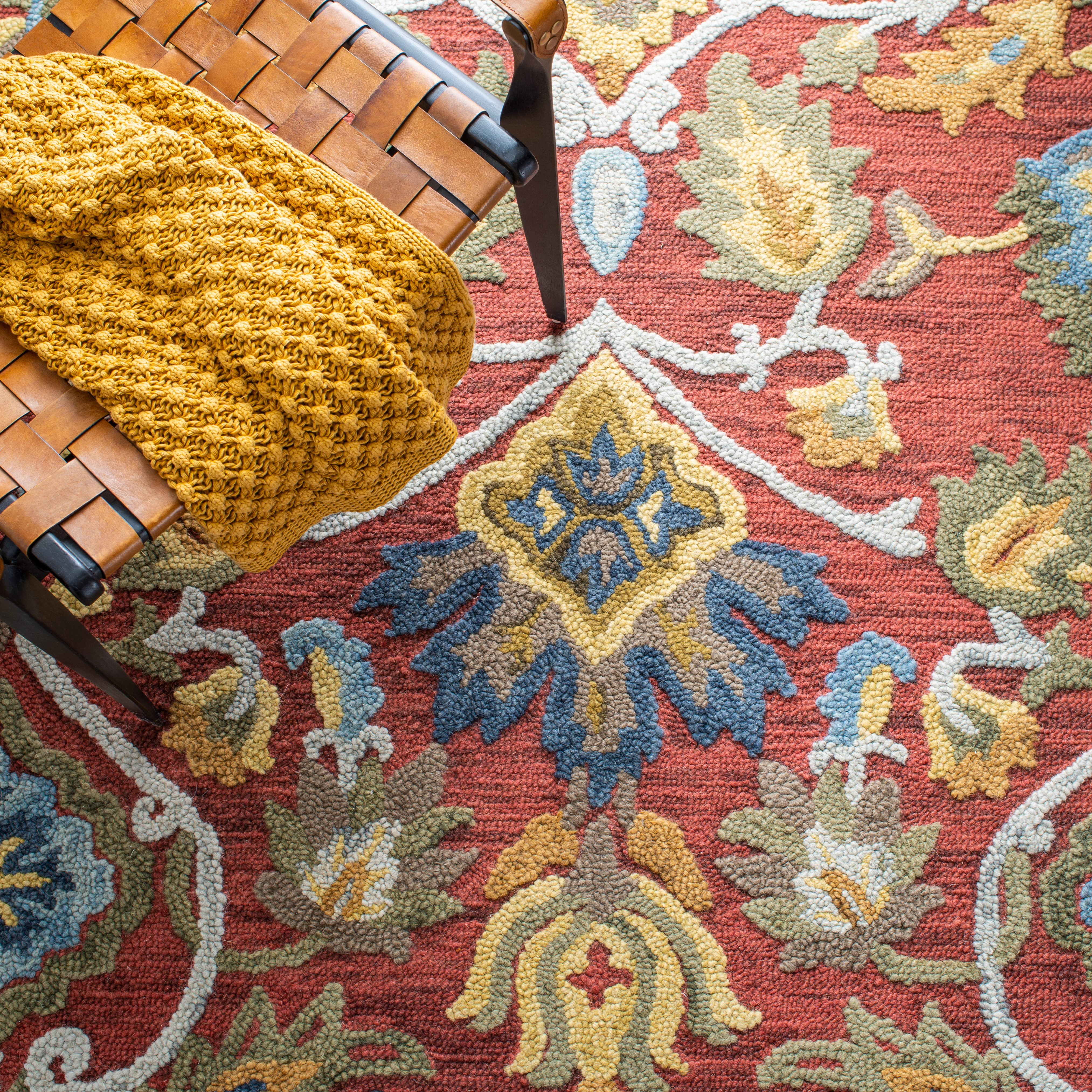 SAFAVIEH Blossom Lennon Floral Wool Area Rug, Red/Multi, 6' x 9'