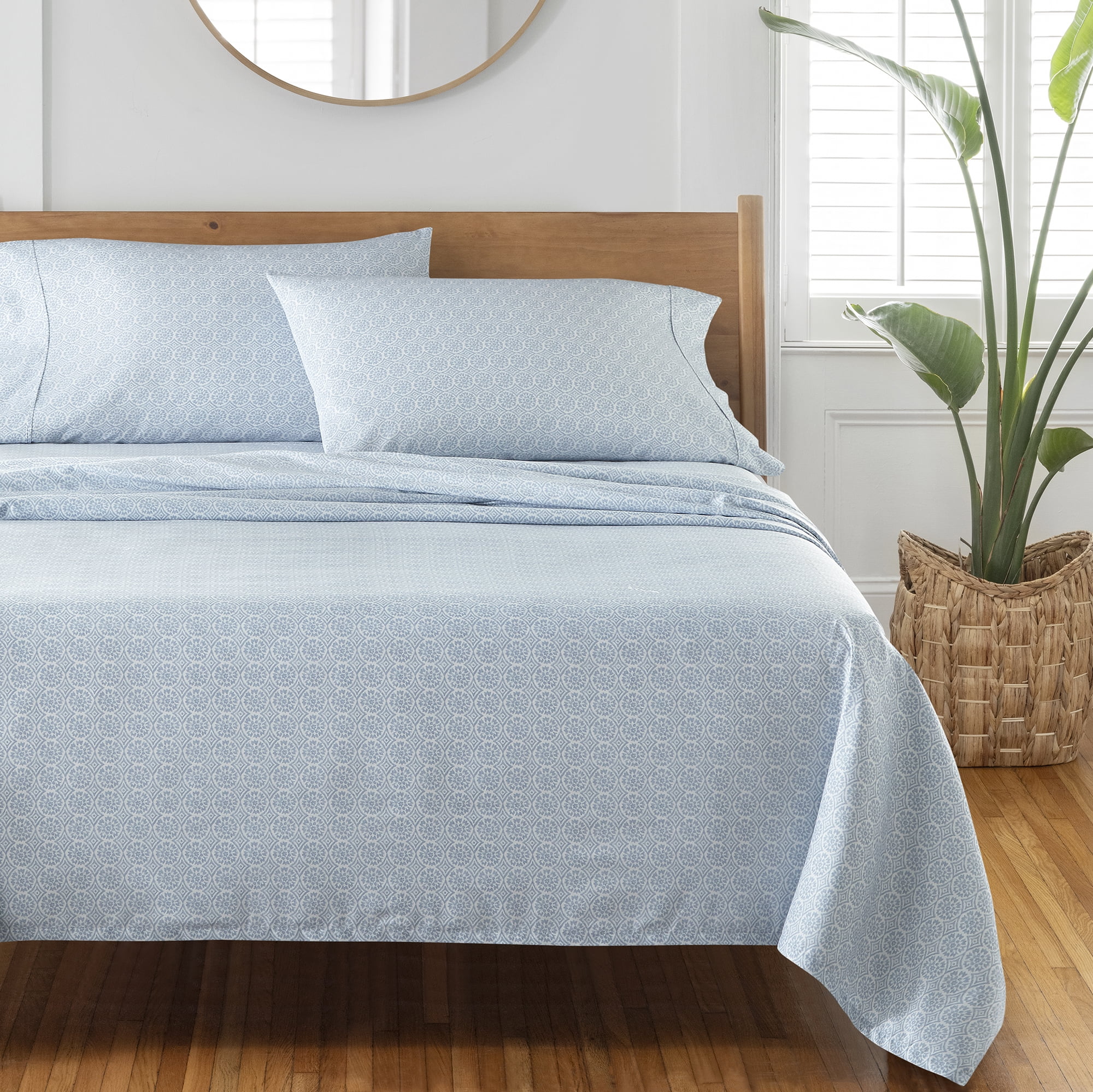 Better Homes & Gardens 4-Piece 300 Thread Count Muted Suzani Soft Silver Cotton Sateen Bed Sheet Set, King