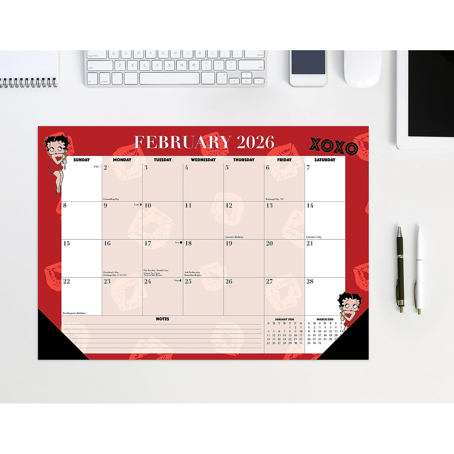 2026 Willow Creek Betty Boop 17" x 12" Monthly Desk Pad Calendar Red (57087)