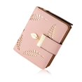 thumbnail image 1 of Monedero para mujer, monedero pequeño de cuero plegable para mujer con tarjetero para tarjeta de crédito, identificación y efectivo, monedero vegano con hojas huecas para mujer (rosa), 1 of 4