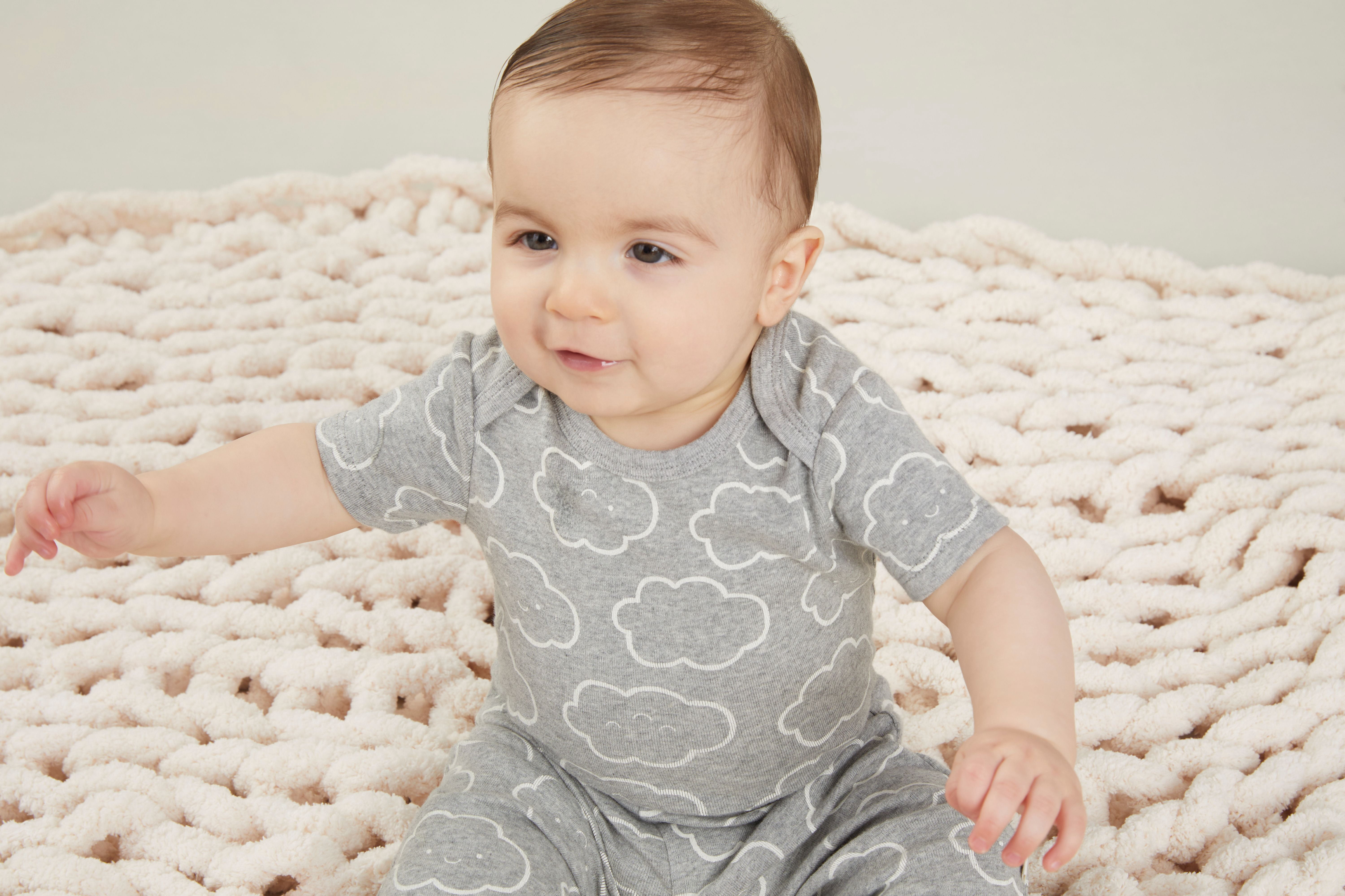 Huggies Baby Boy Printed 2pc Organic Cotton Bodysuit and Pant Set, Sizes NB-24M