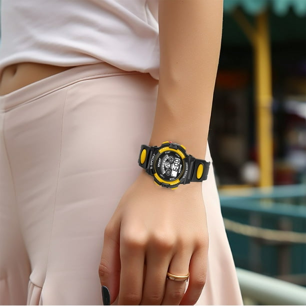 Reloj de agua luminoso resistente al agua para niños, reloj electrónico de dial de estudiante, luz de siete colores, amarillo