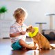 thumbnail image 4 of unbranded Collar Protector Para De Tela Plush Amarillo Adaptable Y Para Evitar Lamidos, 4 of 7