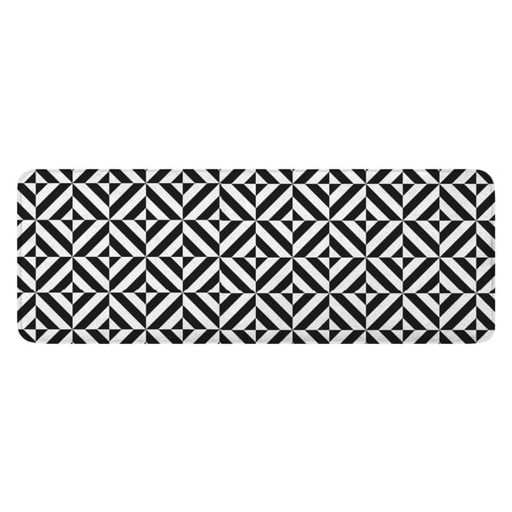 Black White Triangle Checkered Pattern Kitchen Rug Mat,Kitchen Runner Rugs Non Skid Washable,Decorative Kitchen Floor Mats for Kitchen,Sink,Laundry,17"x47.2"