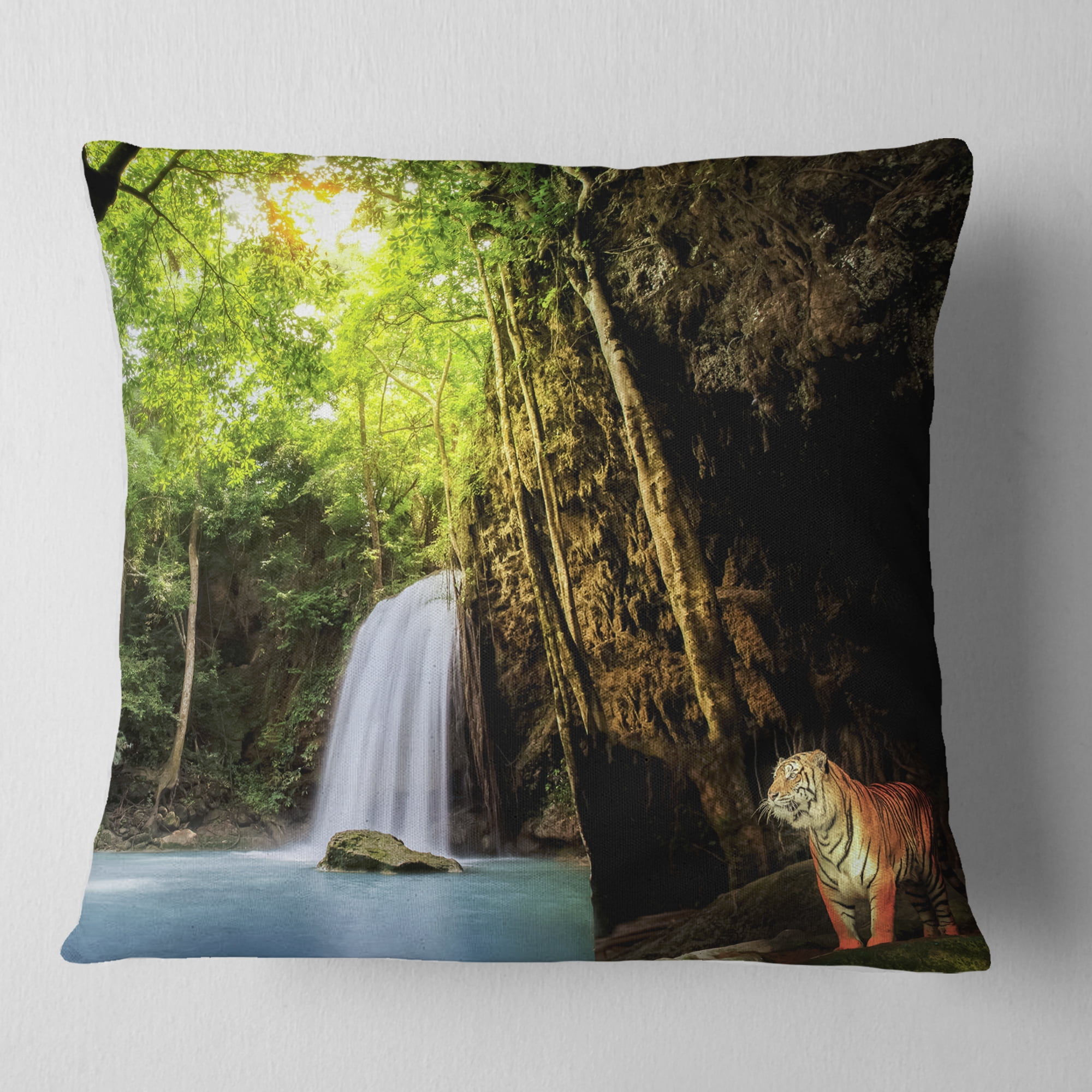 Designart Tiger Watching Waterfall - Landscape Photography Throw Pillow - 16x16