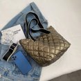 thumbnail image 4 of Bolsa Moda Rhombus Mujeres Crossbody Casual algodón acolchado Tote para viajes femeninos Ndcxsfigh Para Estrenar, 4 of 9