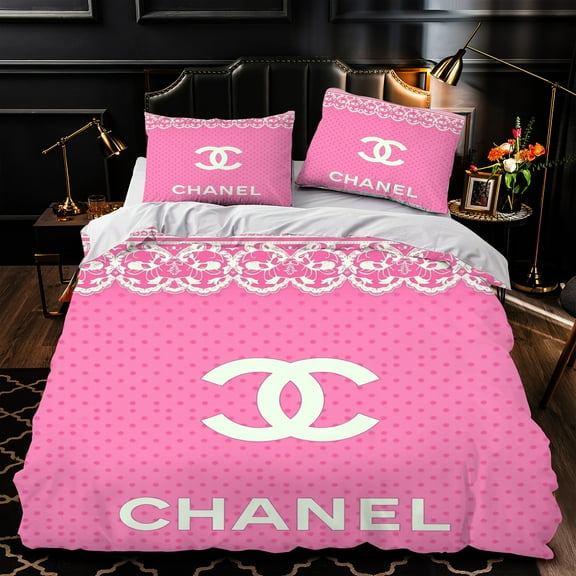 Elegant 3-Piece Pink and White Duvet Cover Set with Polka Dots Design - Stylish Bedding for a Chic Bedroom