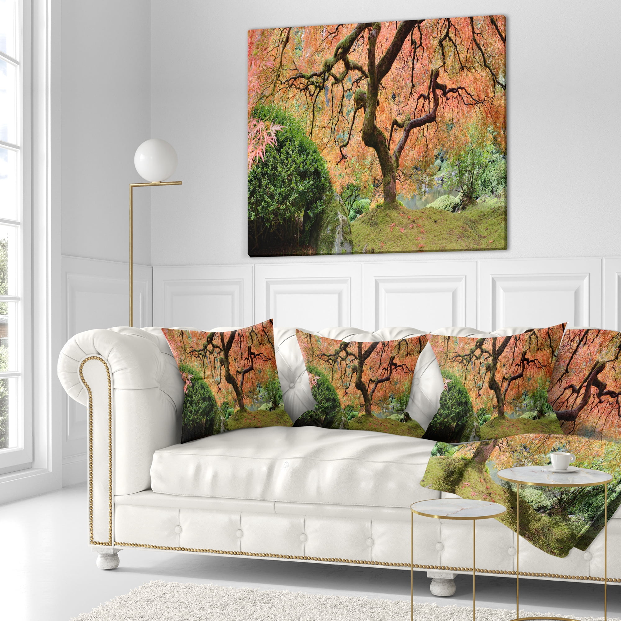 Designart Old Japanese Maple Tree - Landscape Photography Throw Pillow - 18x18