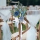 thumbnail image 3 of Ramo de flores de seda para respaldo de silla de boda | Decoración de rosas artificiales y hojas verdes | Accesorios florales para pasillos de hotel con lazo | Decoración romántica y duradera pa, 3 of 5