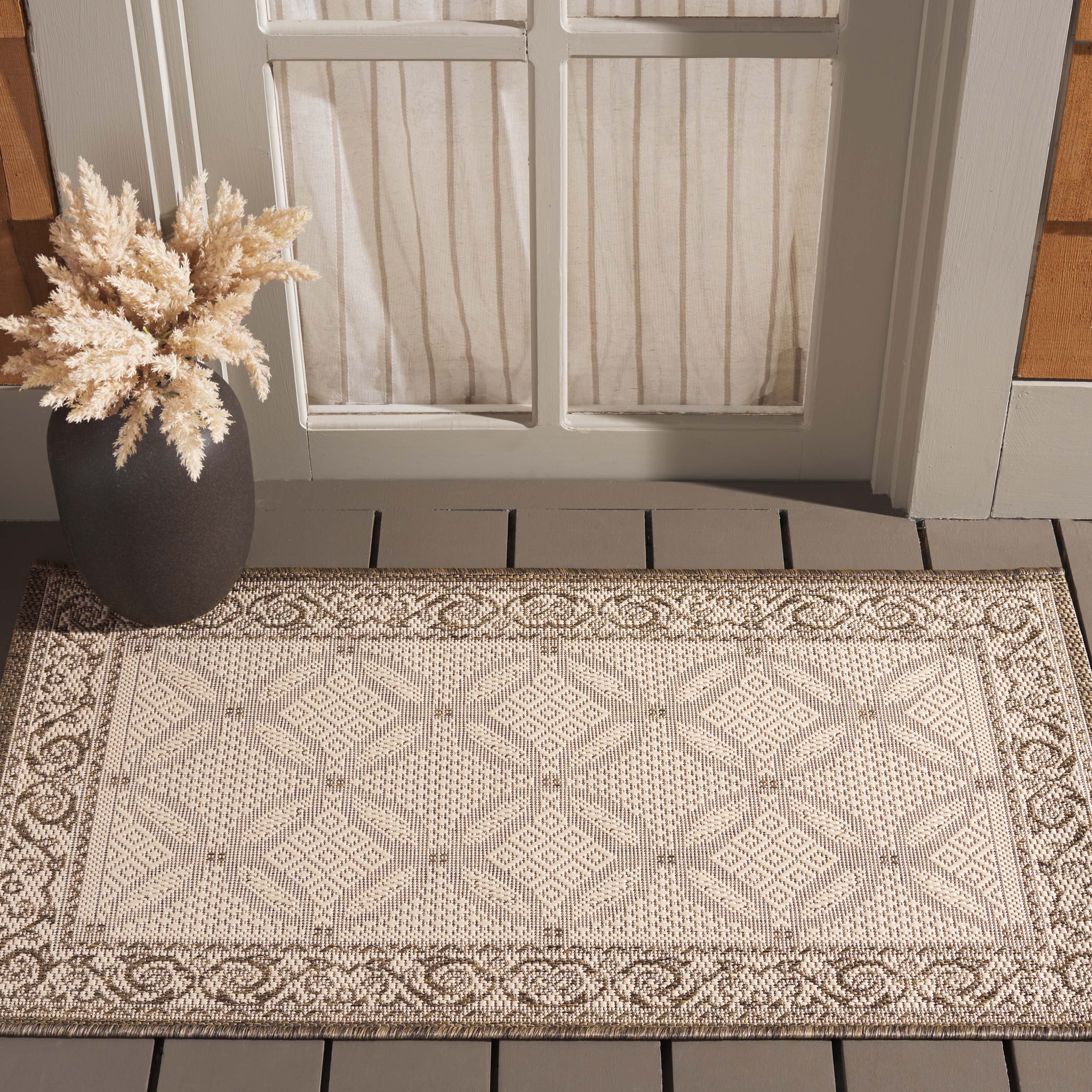 Safavieh Courtyard Gaus Oriental Indoor/Outdoor Area Rug, Natural/Brown, 2' x 3'7"