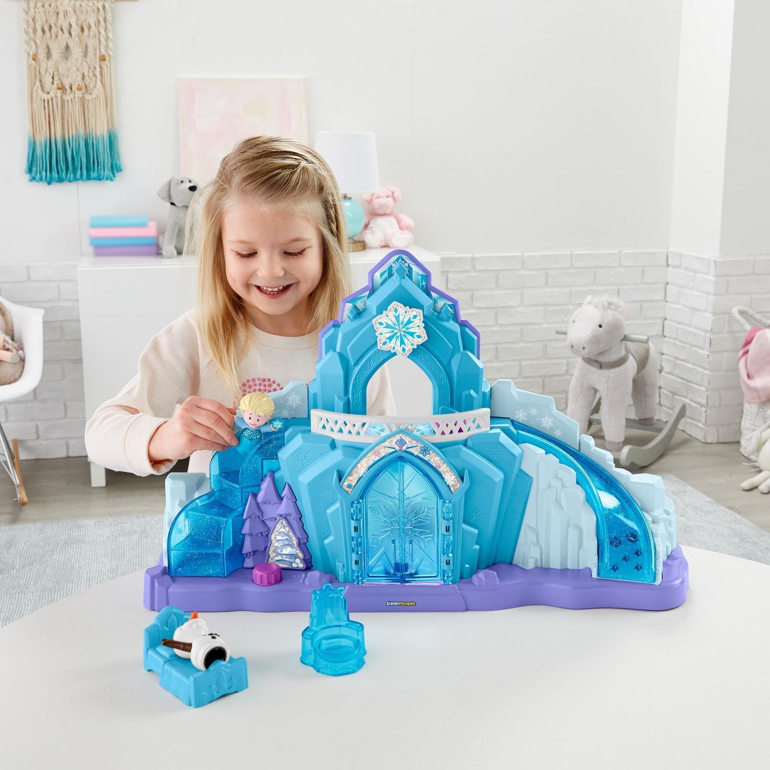 Little People Disney La Reine des Neiges Le Palais de Glace d’Elsa - Version Anglaise
