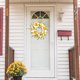 thumbnail image 5 of Toystoory - Colgador de puerta con corona, decoración de flores artificiales para boda, banquete, pared guirnaldas amarillo claro 30 centimetros Toystoory HA9035-05B, 5 of 6