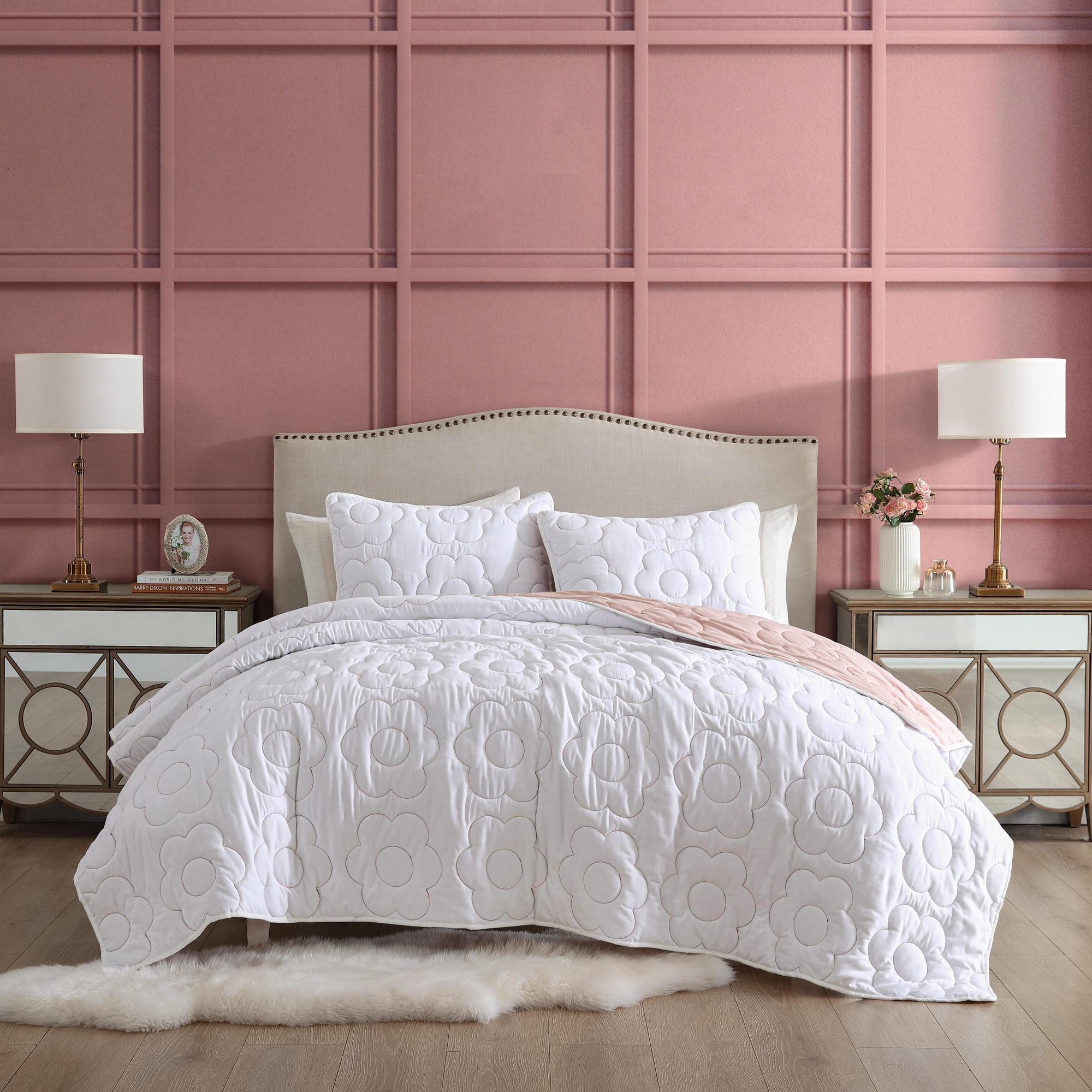 Betsey Johnson Rainbow Stitch White King Quilt Set, Lightweight Layered Bedding, Machine Washable