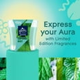 thumbnail image 3 of Glade® Chandelle parfumée, Empower Mint™, 3 of 7