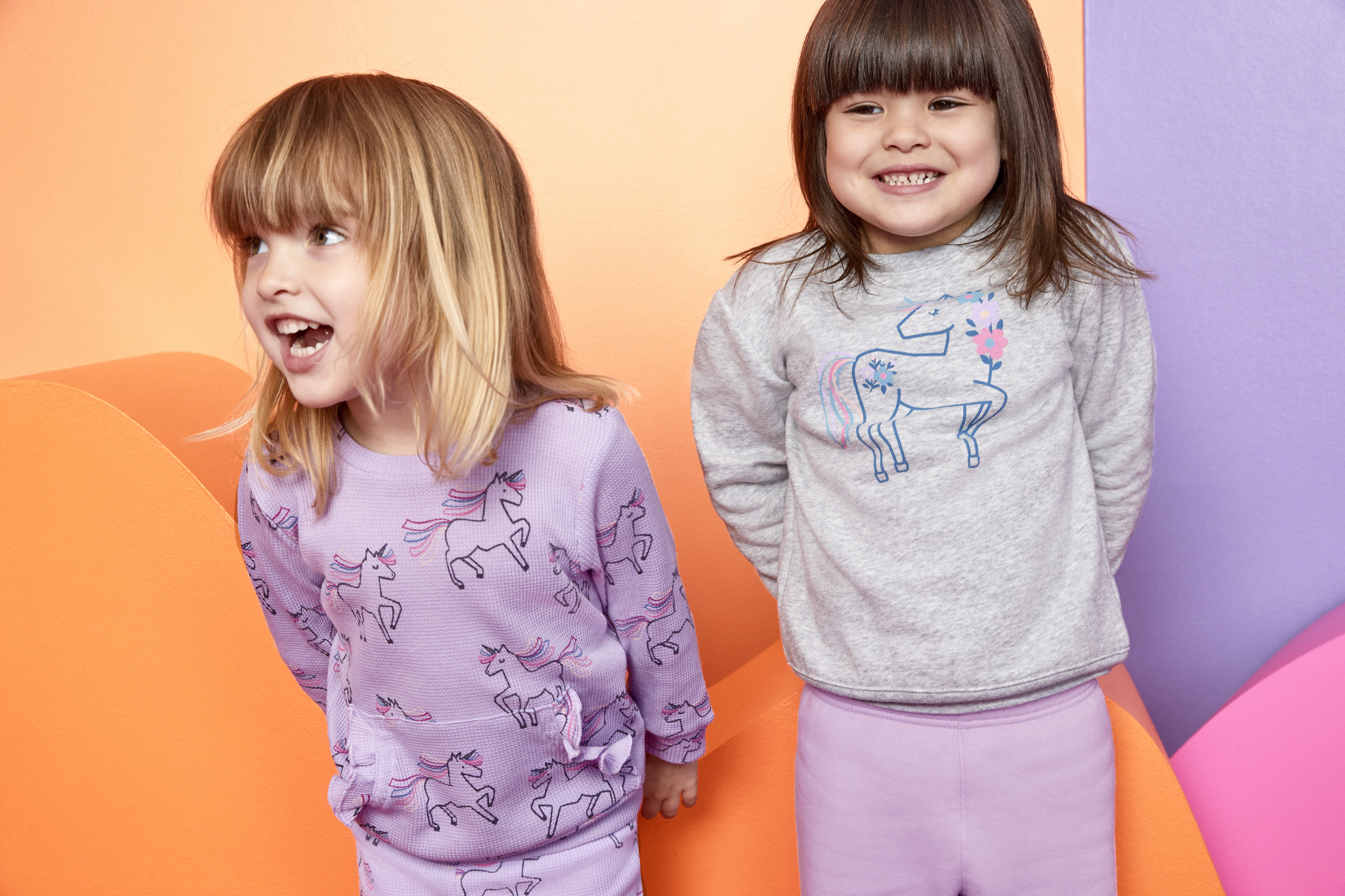 Garanimals Toddler Girl Graphic Fleece Sweatshirt, Sizes 2T-5T