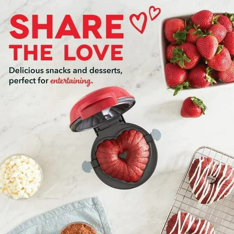 NEW Dash Heart Treat Maker Set of 2, Mini Heart Bundt Cake Maker & Mini  Heart Waffle Maker, Heart Print