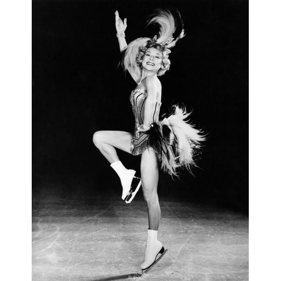Sonja Henie Performing In Her Own Ice Show Early 1950S Photo Print (16 x 20)