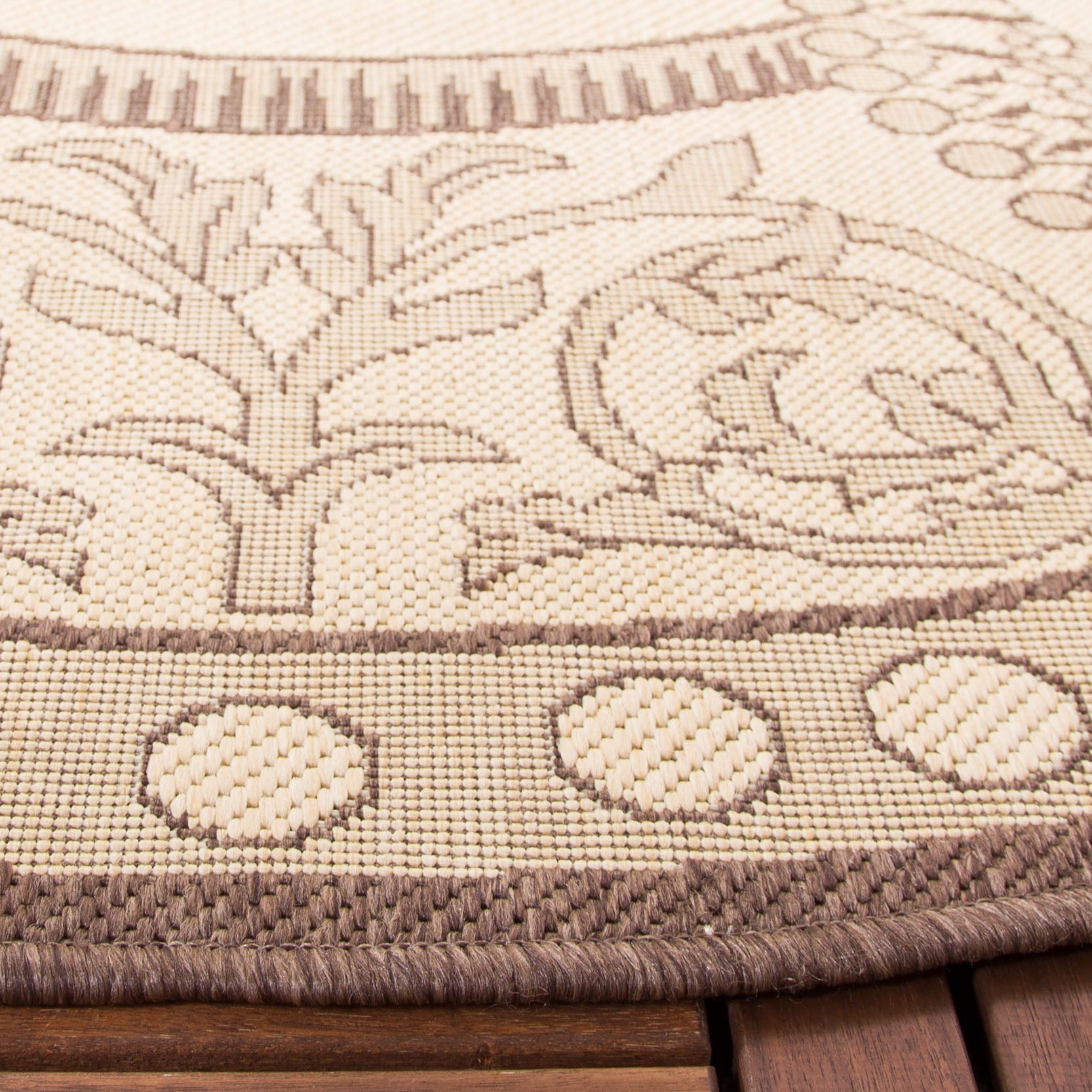 Safavieh Courtyard Cooper Botanical Indoor/Outdoor Area Rug, Natural/Chocolate, 5'3" x 5'3" Round