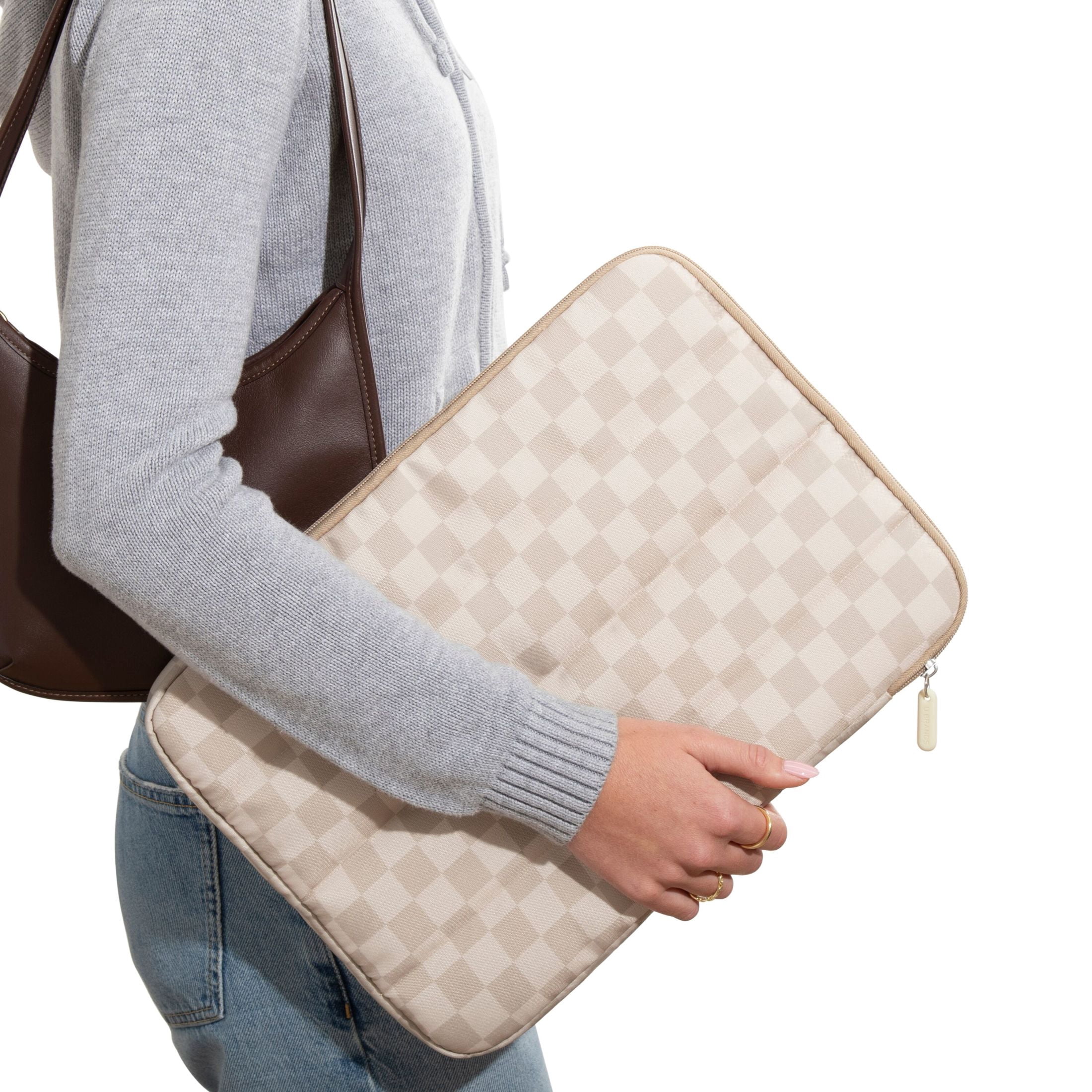 U Brands Puffer Laptop Sleeve, 15"L x 10.67"W x 1.77"D, Neutral Checkered Pattern