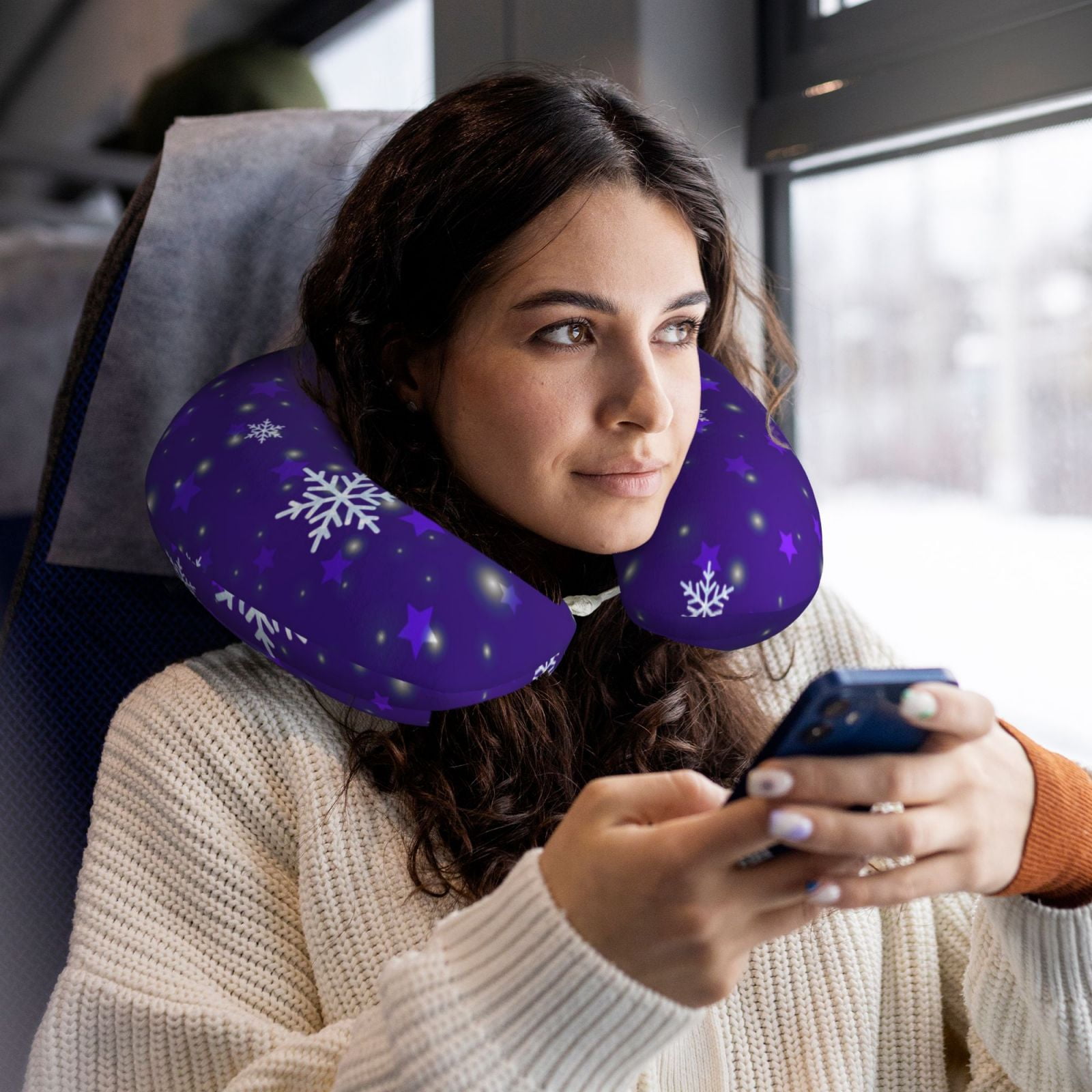 Xecao Dark Purple Snowflakes Print Memory Foam Cervical Neck Pillow Versatile U-Shaped Pillows for Home,Office,Camping,Travelling,Soft Washable Cover