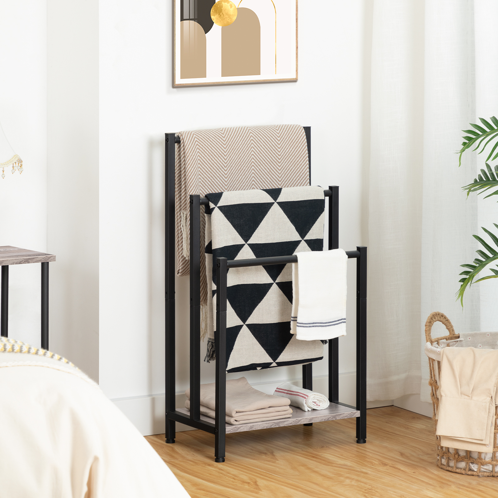 HOOBRO Free Standing Towel Rack, 3 Tier Blanket Rack, Blanket Holder for Bathroom, 16.9" L x 11" W x 31.9" H, Industrial Metal Drying and Display Rack with Shelf, Gray and Black BG03LB01