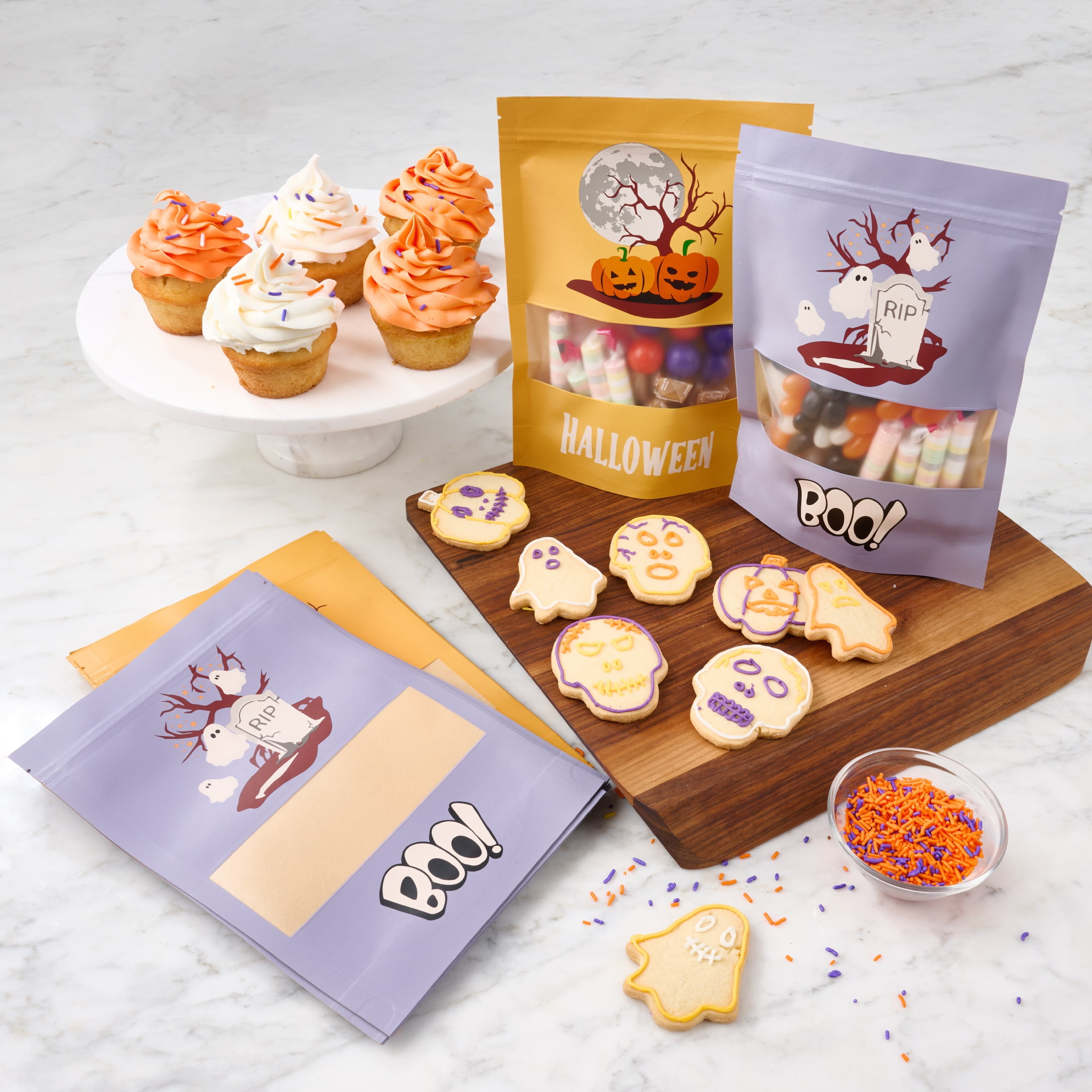 Way-to-Celebrate 20-Piece Kraft Paper Treat Bag Set – Halloween Decors, Orange and Purple, WAY-TO-CEL PL TREAT BAGS