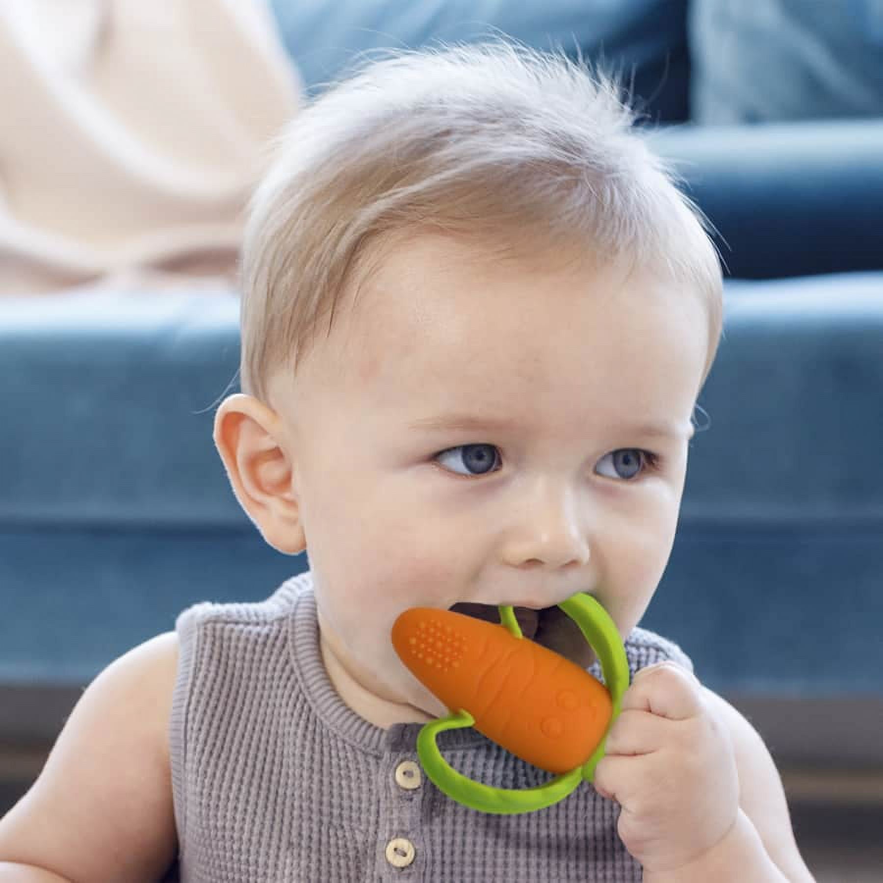 Infantino Lil' Nibbles Soft Baby Teether for Newborns & Toddlers 6-12 Months Unisex, Carrot
