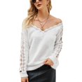 thumbnail image 1 of Suéter con cuello en V y hombros descubiertos para mujer, suéter de encaje de color puro de manga larga para invierno, blanco S, 1 of 7