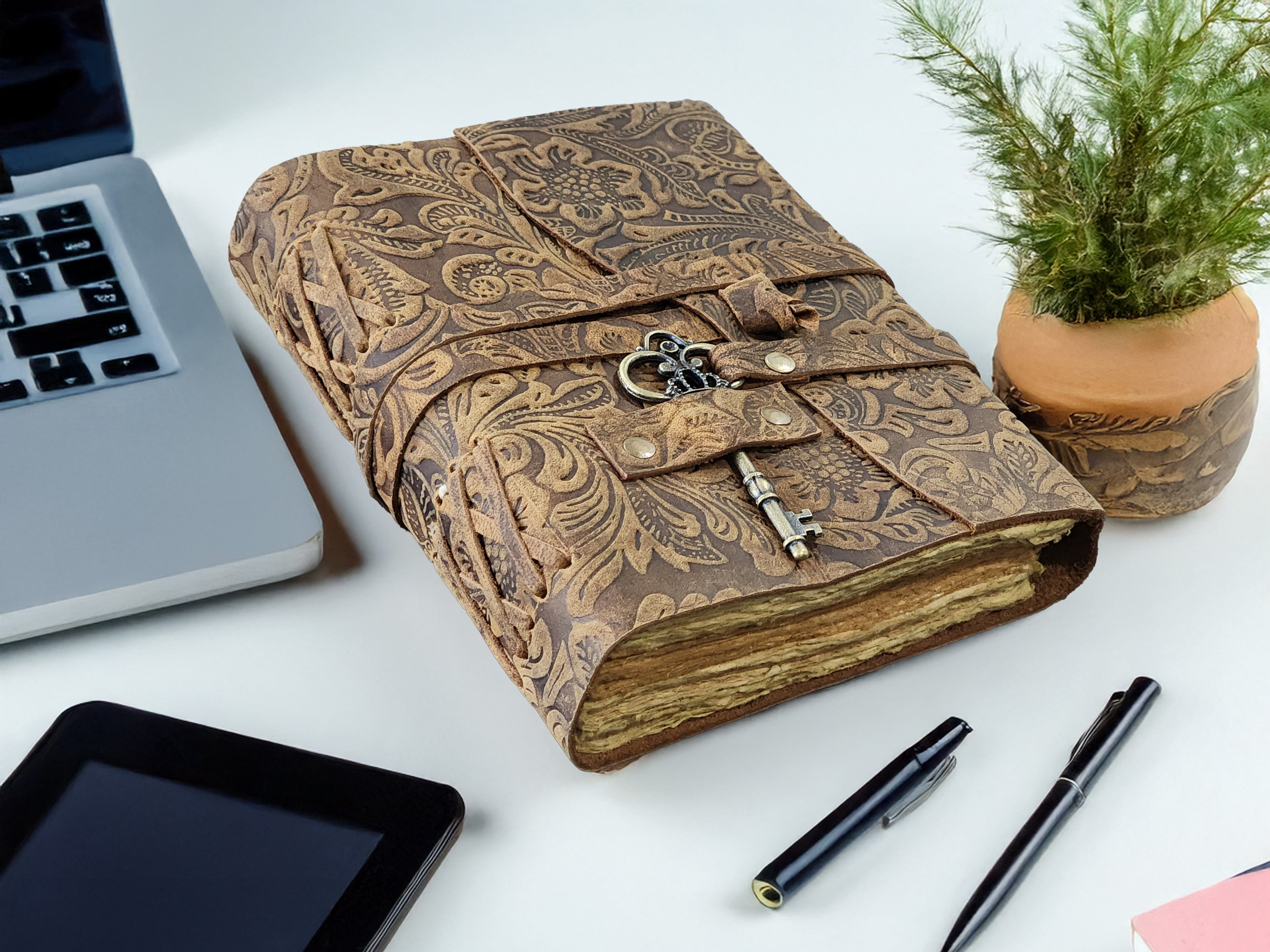 Quirky Craft Embossed Vintage Travel Journal -200 Vintage Deckle Edge Pages - 5 x 7 in, 200 Pages Sketchbook Leather Book of Shadows Leather Grimoire