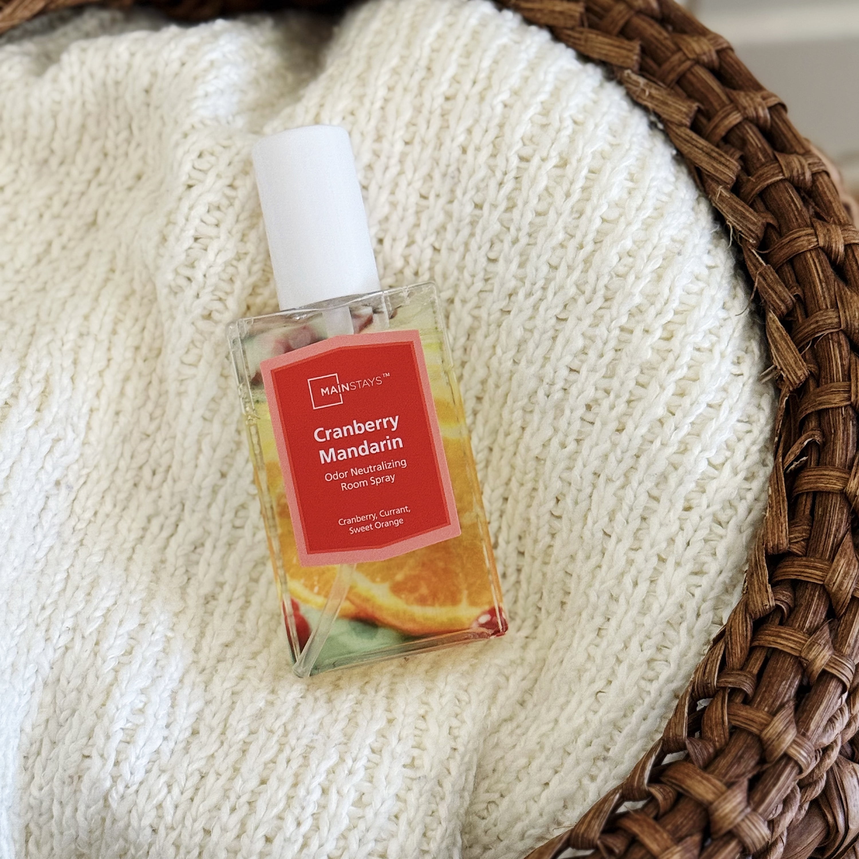 Mainstays Mandarin Cranberry Scented Room & Linen Spray 3.4 fl oz (100mL).
