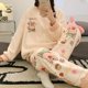 thumbnail image 1 of Pijamas de franela transfronterizos para mujer, Otoño Invierno, cuello redondo, manga larga, bonito conjunto de ropa cálida para el hogar con dibujos animados japoneses para estudiantes, 1 of 5