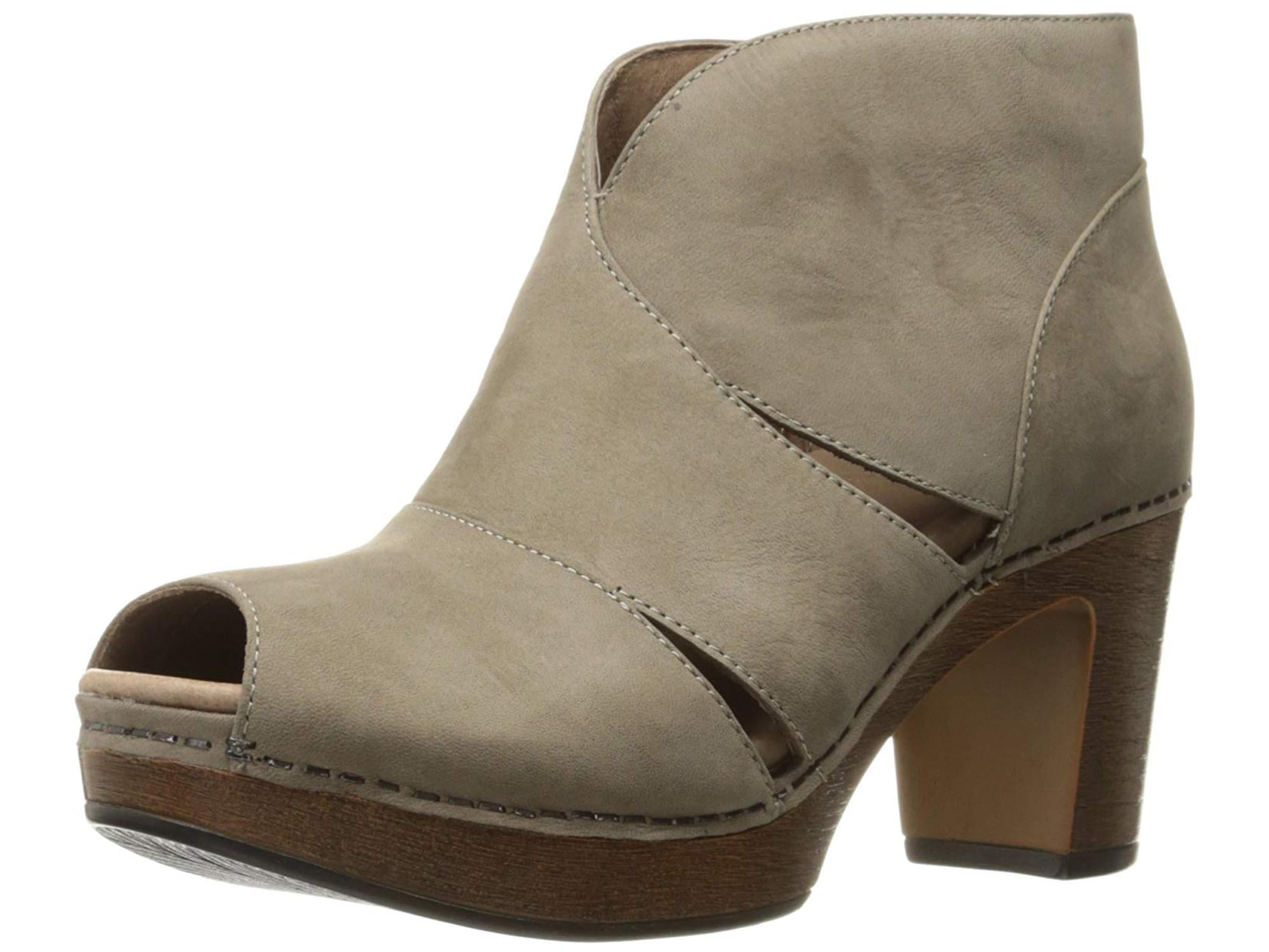 dansko women's delphina ankle bootie