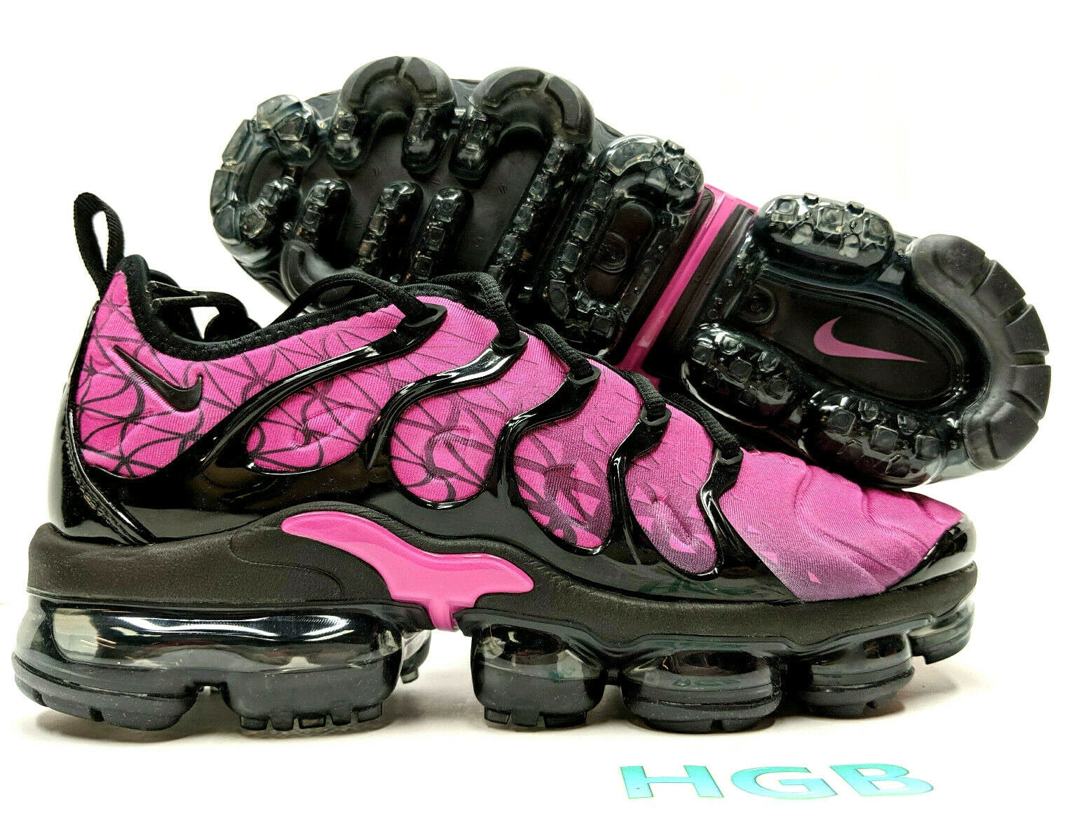 nike air vapormax plus pink and black