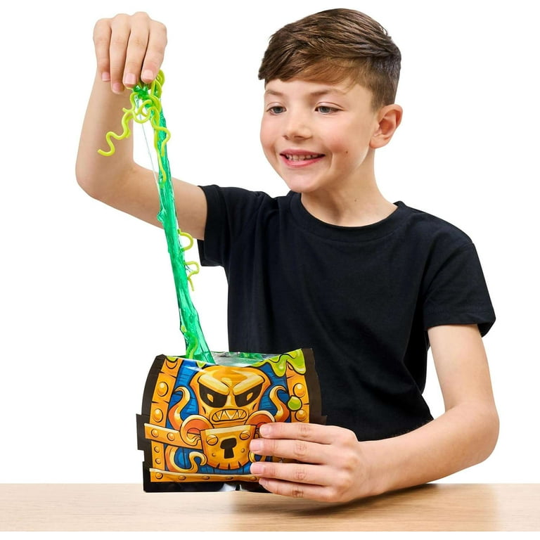 Treasure X Shark Dissection Mega Playset (35+ Surprises