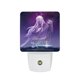 thumbnail image 1 of El Misterio de Aaravos Luz nocturna LED con sensor de anochecer a amanecer para dormitorio, baño, pasillo, escaleras - Lámpara LED nocturna de enchufe, 0.5W - 1 pieza, 1 of 6