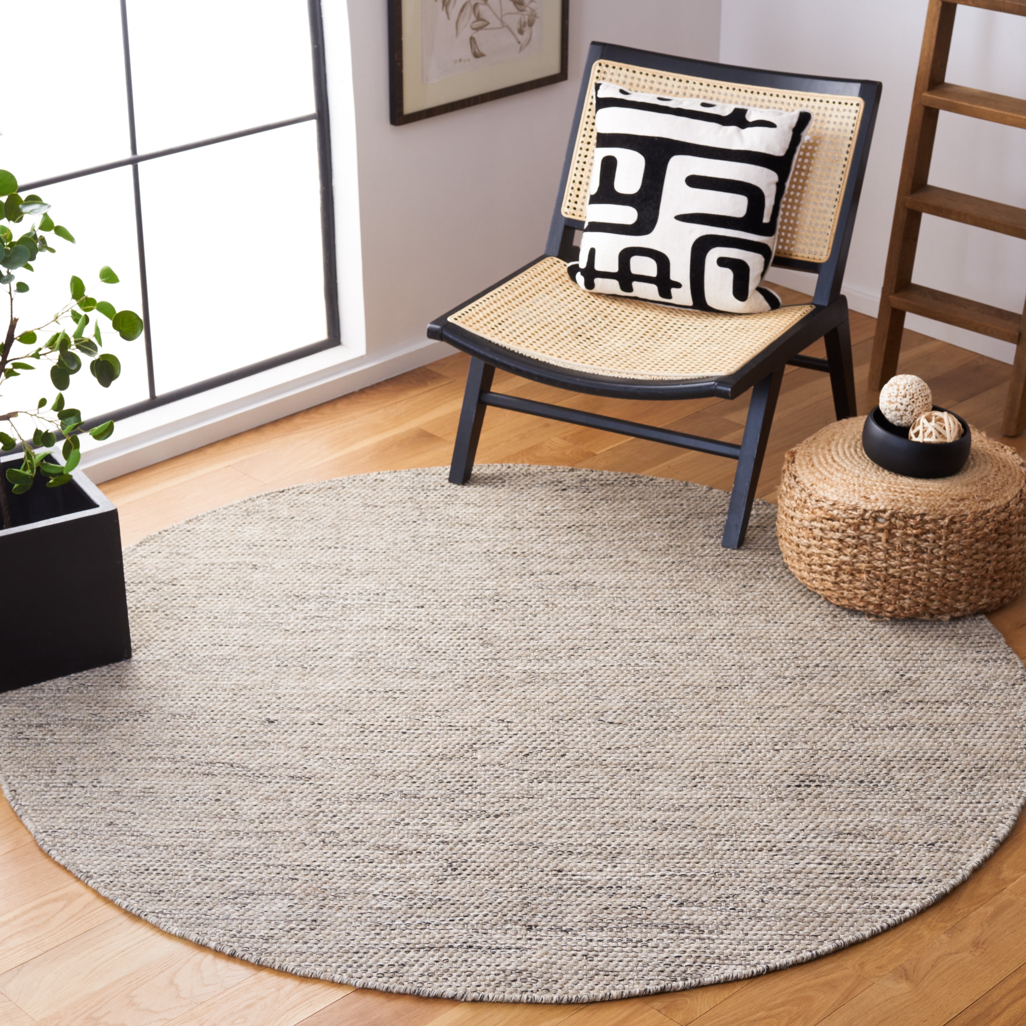 SAFAVIEH Natura Lorin Striped Area Rug, Grey/Ivory, 6' x 6' Round