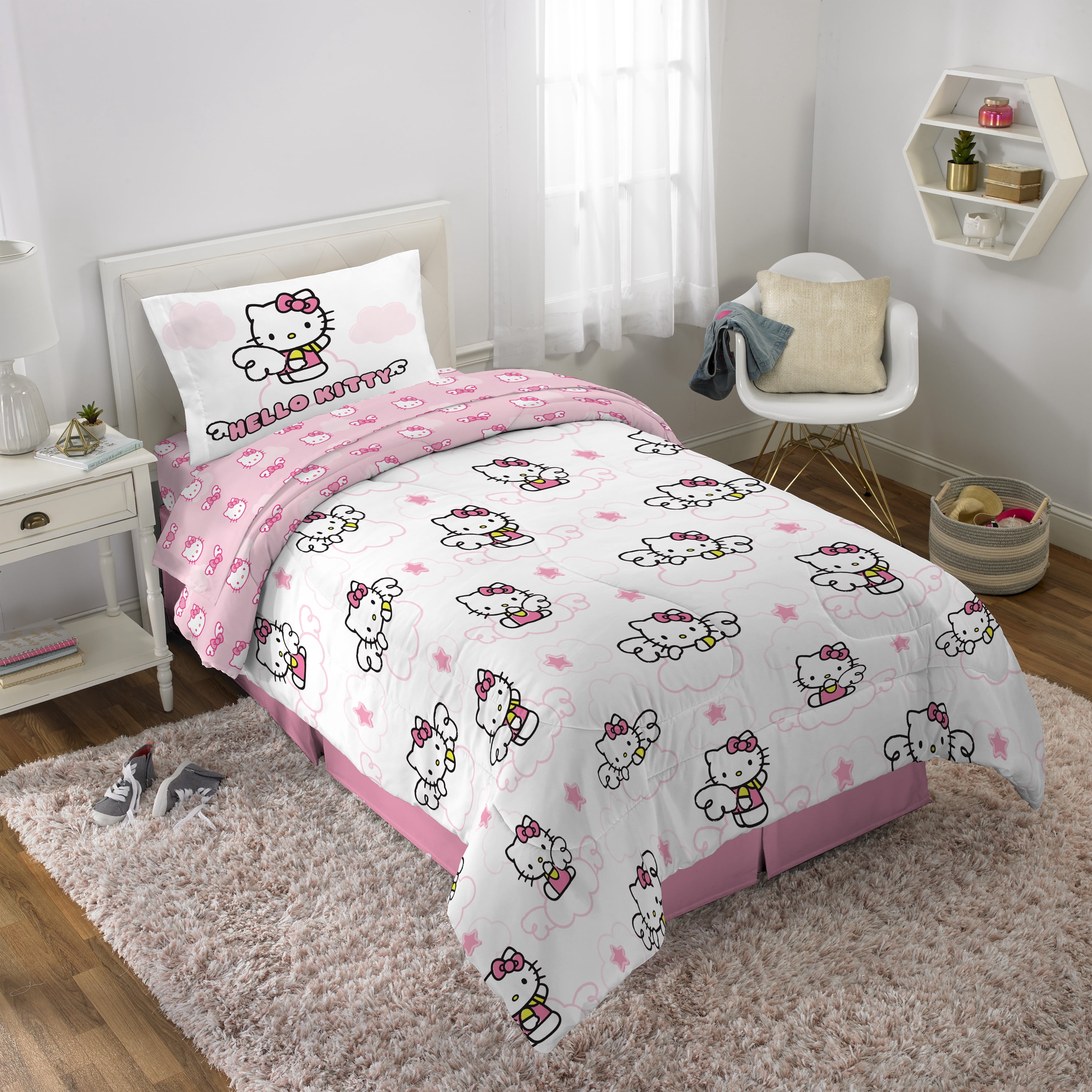 Hello Kitty Kids 5 Piece Reversible Comforter, Bed in a Bag, Twin