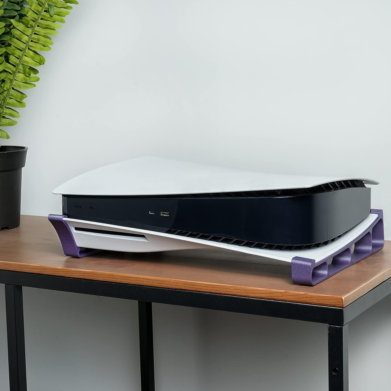 Skates - Horizontal Stand for PS5 - Disc Galaxy Purple