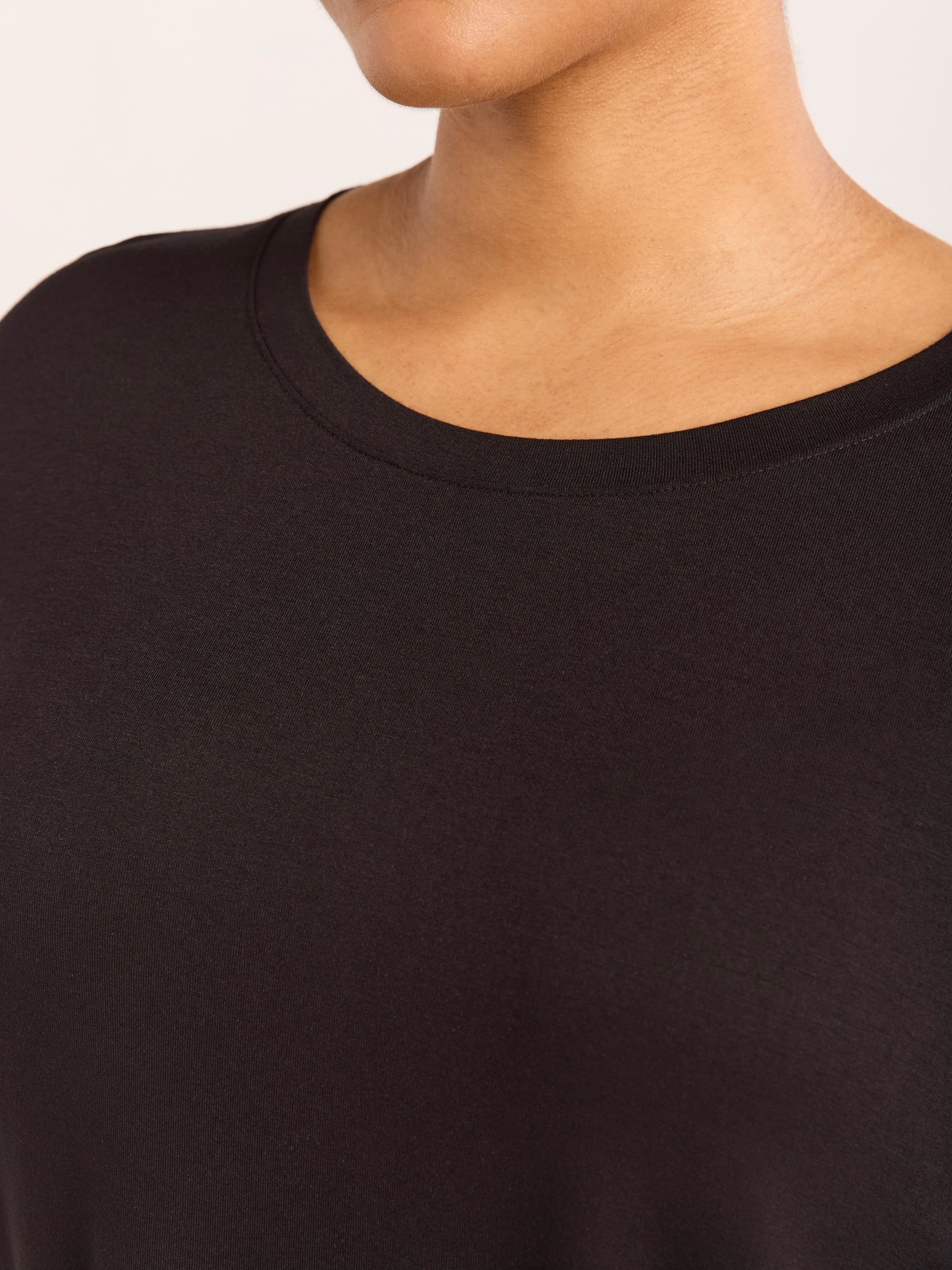 Joyspun Women’s Scoop Neck Sleepwear Tee with Short Sleeves, Sizes S-3X
