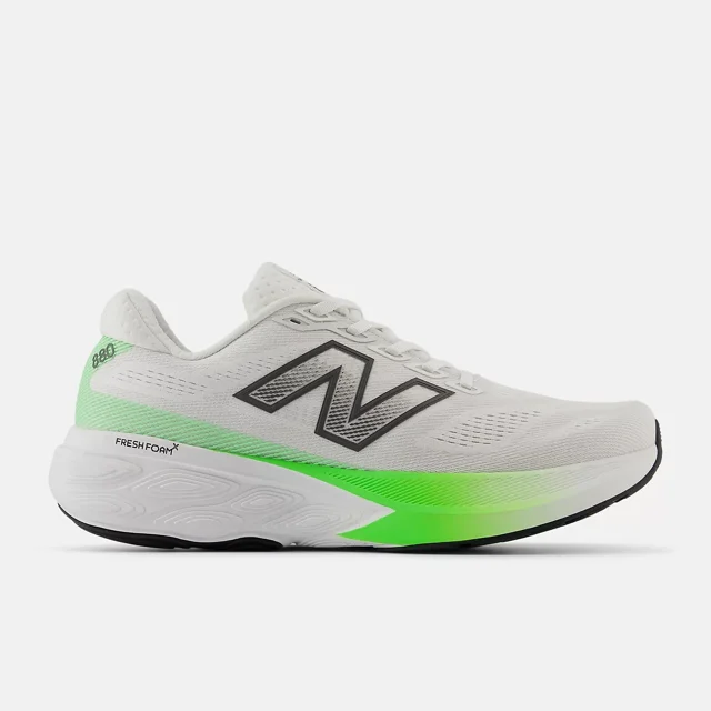 New Balance Men's Fresh Foam X 880v15 Shoes in White