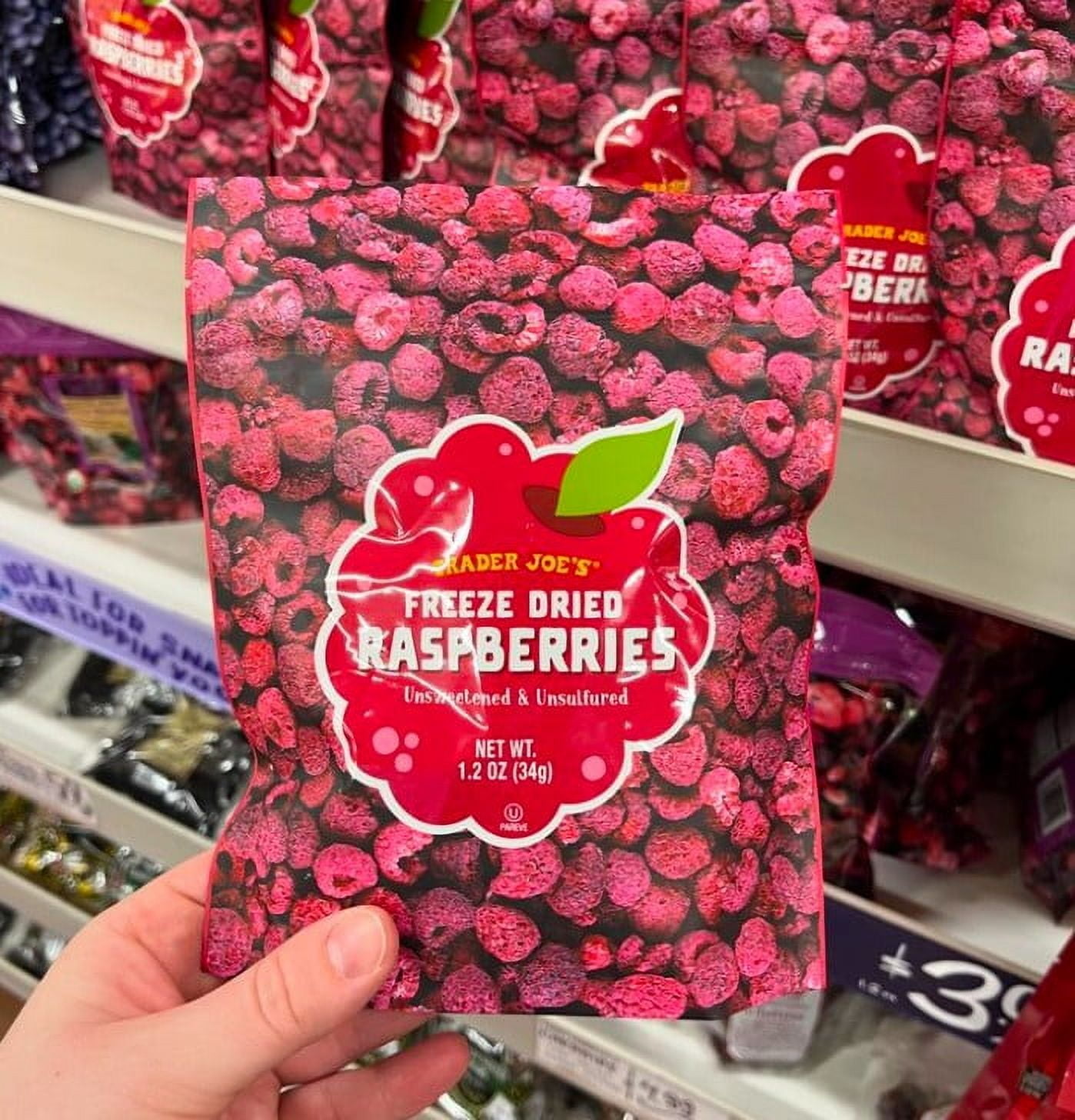 Trader Joe’s Freeze Dried Fruit RASPBERRY - Unsweetened & Unsultared, 6 Pack, 0.449 Lb