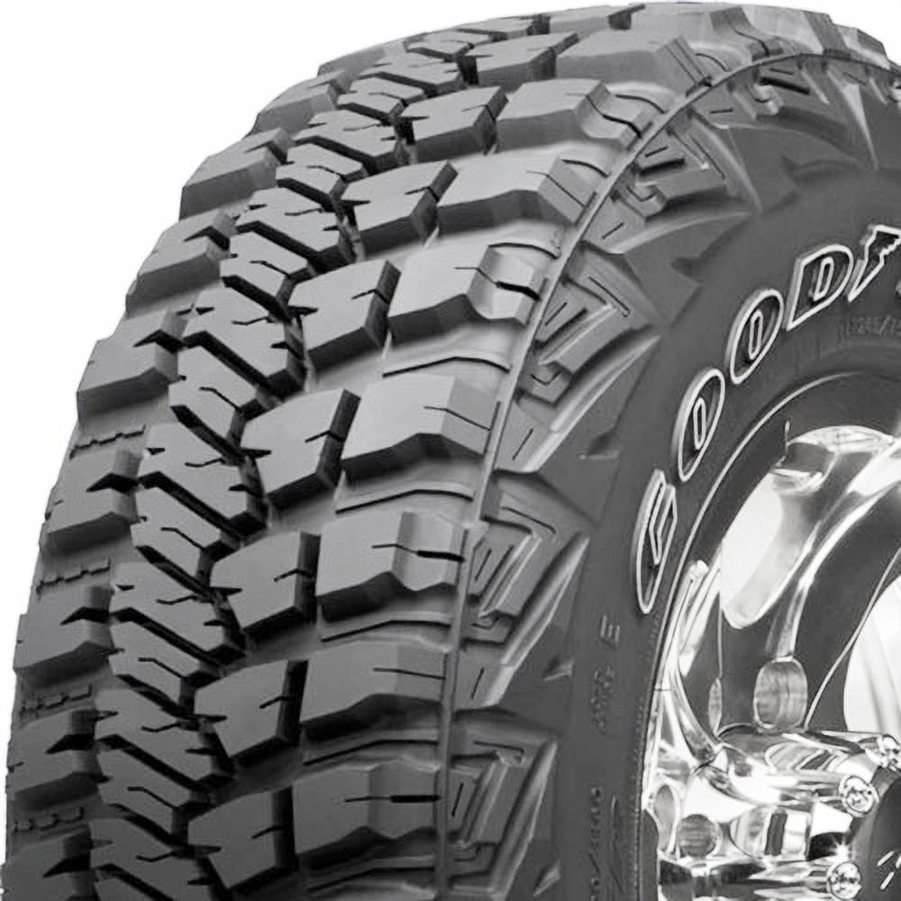 Goodyear wrangler mt/r with kevlar LT42/ 121Q bsw all-season tire.  