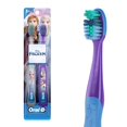 thumbnail image 1 of Cepillo de dientes Oral-B Frozen II cerdas suaves, paquete de 2, 1 of 9