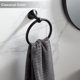 thumbnail image 3 of Toallero de pared para baño, de metal negro mate, 2 piezas, estilo clásico, 3 of 5