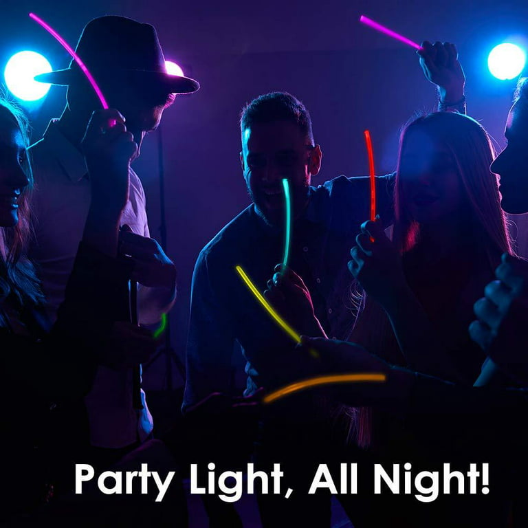 100 Glow Sticks Bulk Party Supplies - Glow In The Dark Fun Party