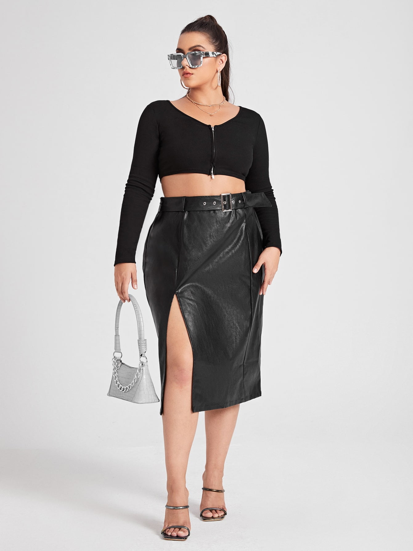 thigh buckle skirt