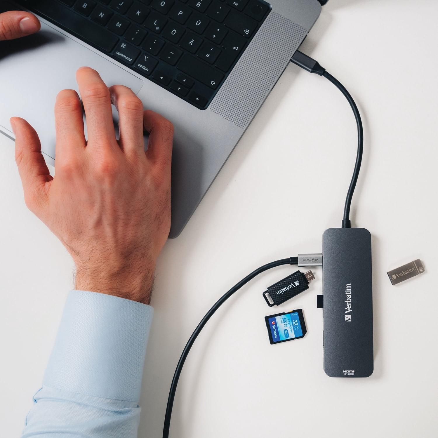 Verbatim® USB-C Pro Multiport Hub8 Port, Gray 32151