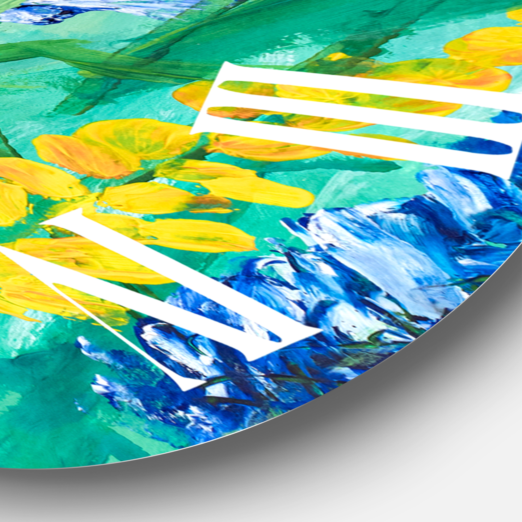 Designart 1 in Traditional Wall Clock