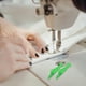 thumbnail image 5 of Enhebrador de Agujas para Máquina de Coser con Boca de , Herramienta de Enhebrador Automático de Agujas de Coser Mejorada 2024, Amarillo 100 Piezas, 5 of 7