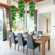 thumbnail image 4 of Plantas artificiales con plástico duradero, material impermeable, guirnaldas de hiedra para decoración interior y exterior, apariencia realista para uso durante todo el año, 2 piezas, 4 of 5